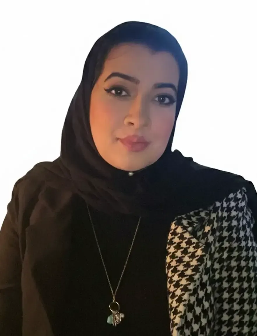 Nada Ouardi, Líder de IA y SEO Global en ComoAbortarConPastillas.org